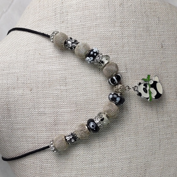 Panda Charm Bead Necklace - Picture 2 of 3